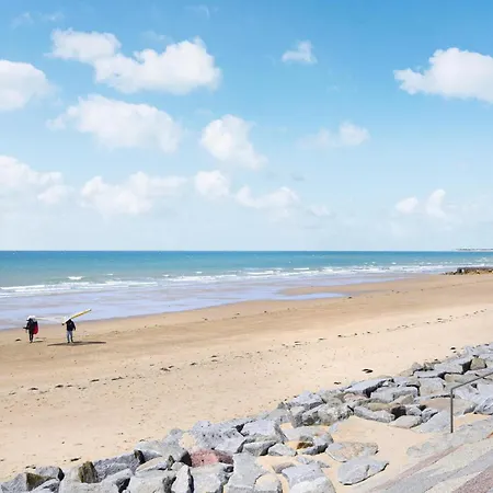 3 Bedroom Beautiful In 펜션 Créances