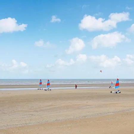 3 Bedroom Beautiful In 度假居