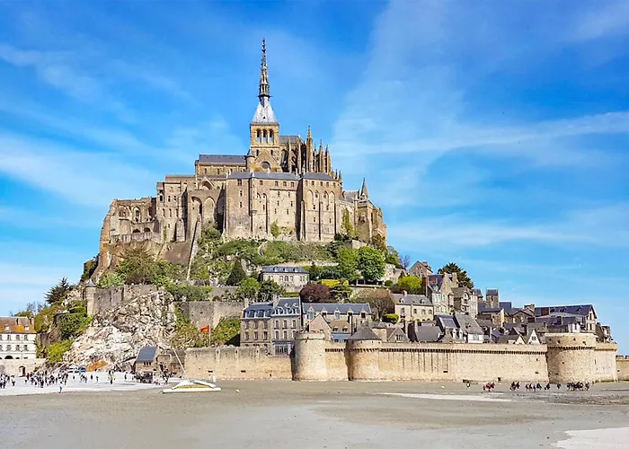 3 Bedroom Beautiful In Holiday home *